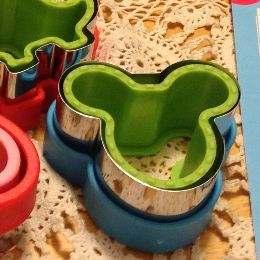 DIY Sandwich, bread cutter and sealer for kids